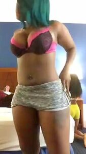 Young Thots At The Hotel