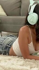 Astonishing Adult Video Vertical Video Check Pretty One