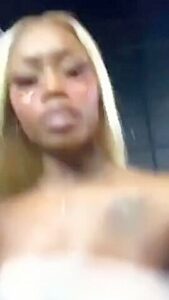 Baddie Tits Out