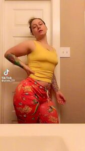 Best Xxx Scene Vertical Video Check Full Version
