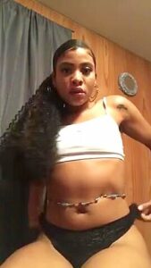 Cassl3yna On Chat