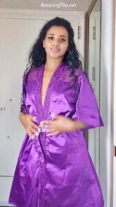 Crazy Adult Scene Vertical Video New Watch It