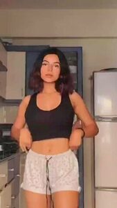 Crazy Porn Movie Vertical Video Try To Watch For Unique