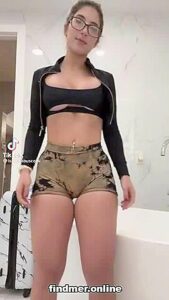Horny Porn Scene Vertical Video Show