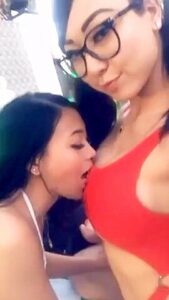 Hottest Adult Scene Vertical Video Watch Uncut 1