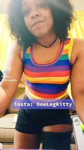One leg kitty In Best Adult Movie Vertical Video Try To Watch For Show