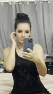 Selfie Brunette Seduction by sub scarlett